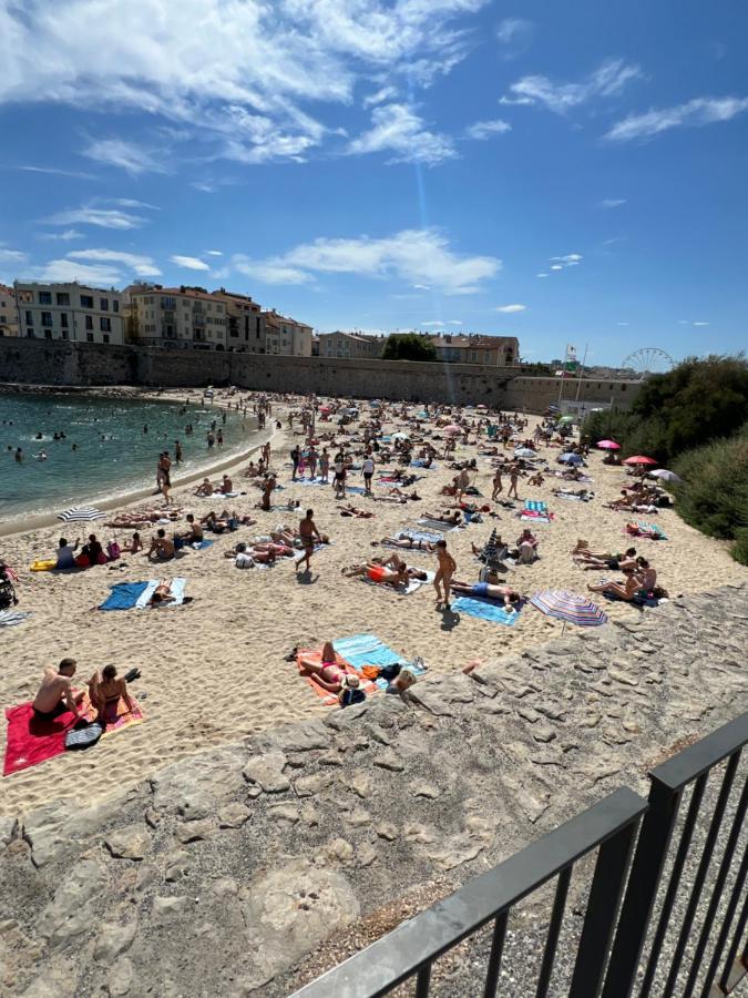 Location Antibes Buitenkant foto